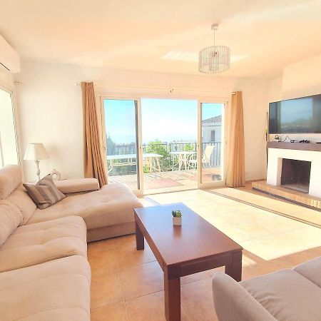 Beautiful 5 Bedroom Villa With Private Pool With Stunning Sea Views, Walking Distances To Shops Restaurants Beach Manilva Luaran gambar